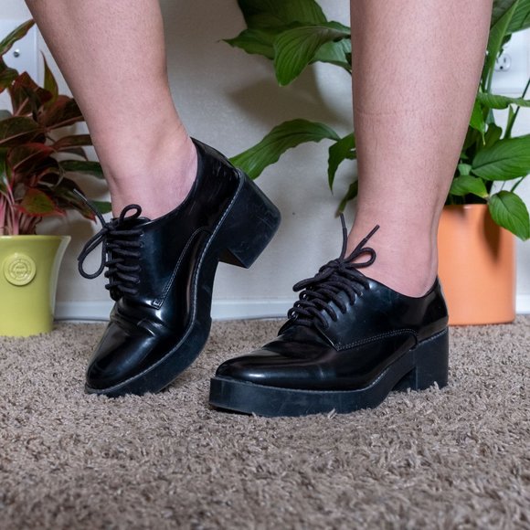 Chunky heeled oxford shoes. - Picture 2 of 4